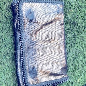 Tarnished color large snap buttons